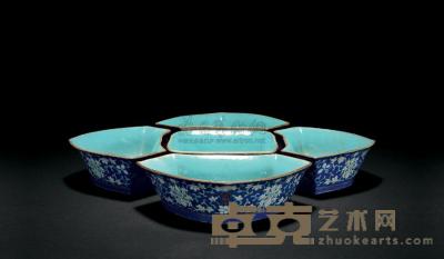 清 蓝地福寿纹攒盘 （五件一套） 直径13.5-19cm