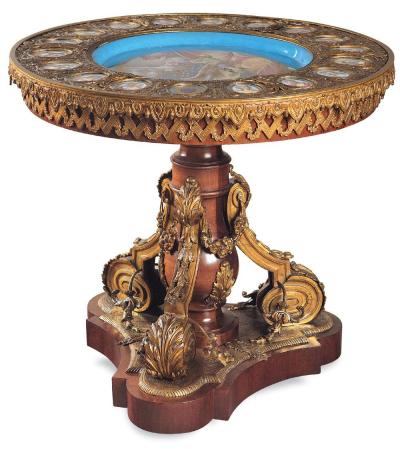 19世纪 法国拿破仑三世“塞弗勒”珐琅彩绘瓷片圆桌