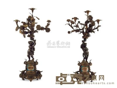 19世纪 路易十五风格花卉型烛台 （一对） 高73cm