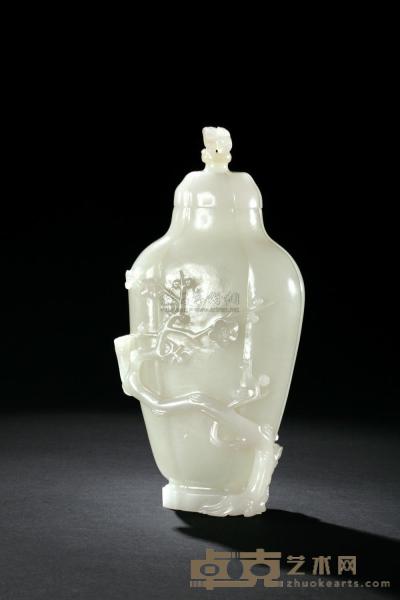 清中期 白玉雕倭角梅花纹瓶 高17.2cm