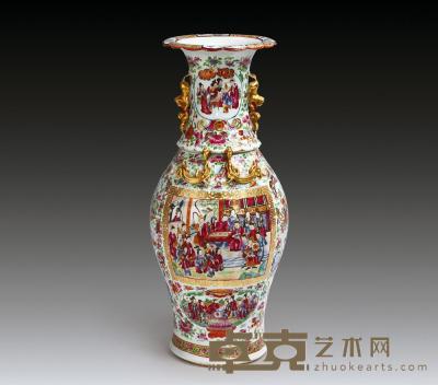 清中期 广彩人物纹花口狮耳瓶 高62cm