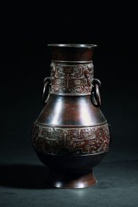 清中期 铜错银双耳刻花瓶