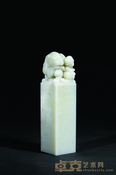青田封门古兽 3.6×3.6×14cm
