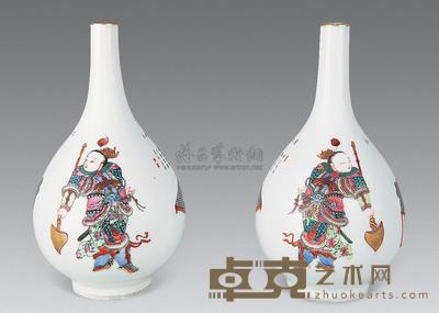 清道光 粉彩无双谱锥把瓶 （一对） 高18.2cm
