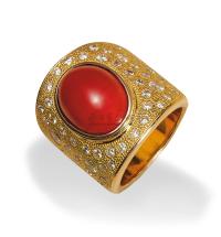 红珊瑚钻石K金戒指——“洪福齐天”
