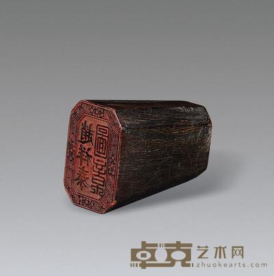 清 牛角雕印章 5.5×3.9×2.5cm