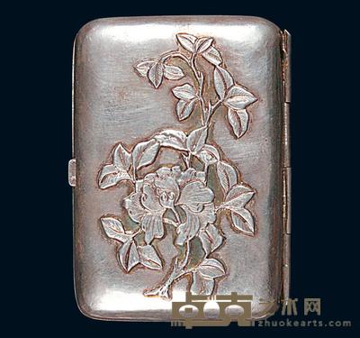 清末“武昌天保成”款双面高浮雕花开富贵图案银烟盒 7.7×5.7cm