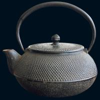 清日本式铁茶壶