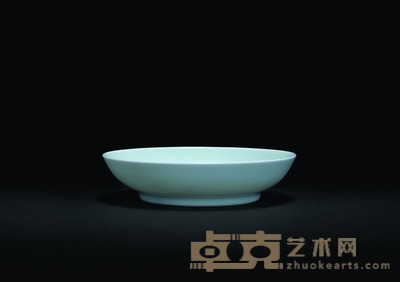清雍正 天青釉盘 直径11.5cm