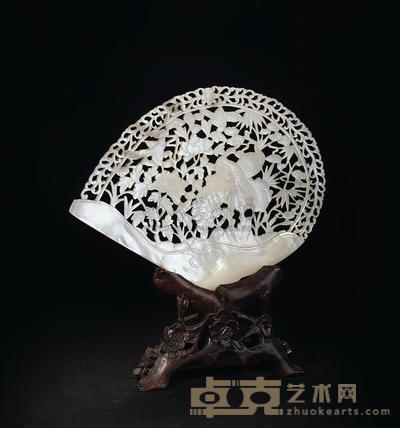 贝壳雕孔雀摆件 高14cm