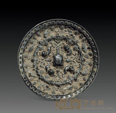 唐 海兽葡萄纹铜镜 直径10.5cm