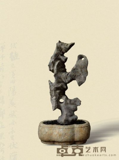 明·汉白玉乳钉纹海棠形石盆连太湖石立峰 55×33×113cm 盆高 33cm