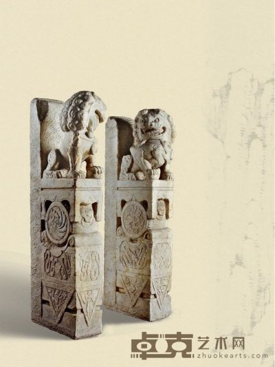 清·汉白玉双狮团花纹门枕石一对 19×43×128cm