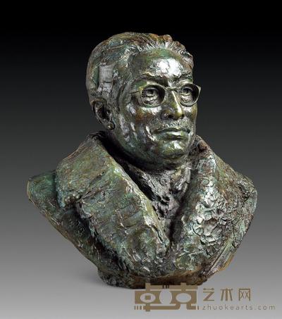 张充仁 1990年作 吴湖帆胸像(3/8) 48×31×50cm