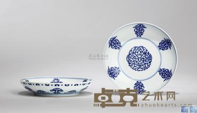 清乾隆 青花贯套纹盘 （一对） 直径15.3cm