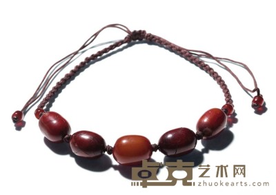 清代 枣红色蜜腊珠串 1.8×2.4×5 cm.