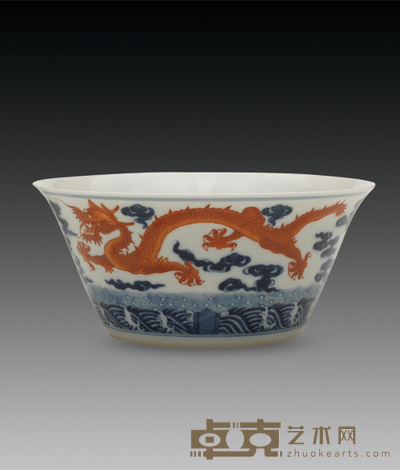 青花矾红龙纹马蹄碗 D:15.3cm