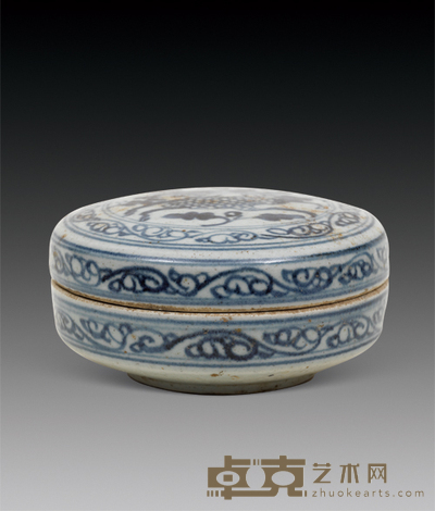 青花龙纹盖盒 D:13.5cm