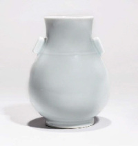 19th century A clair-de-lune vase