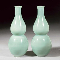 early 19th Century A pair of opaque turquoise double gourd vases