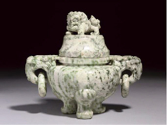 19th Century A mottled green and greyish celadon jade tripod censer and cover