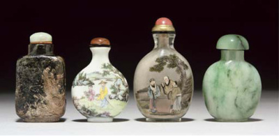19th Century A famille rose porcelain snuff bottle
