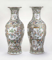 19th Century A Pair of famille verte baluster vases