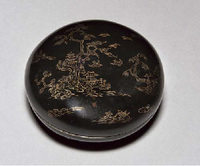 early 18th Century A Circular Tonkin box with flush fitting cover