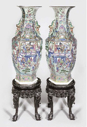 19th century A pair of Cantonese hexagonal vases and stands