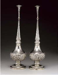 EARLY 19TH CENTURY A PAIR OF SILVER ROSE-WATER SPRINKLERS