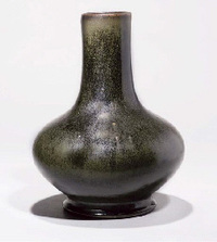 19TH CENTURY A LARGE BLACK-GLAZED JIANYAO-STYLE BOTTLE VASE