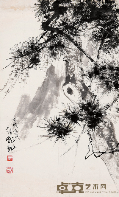 黑伯龙 壬戌（1982年） 松 镜心 71×42.5cm