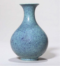 19th century A robin’s egg glazed vase