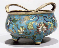 Qianlong A cloisonne tripod censer