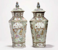 19th Century A Pair of Famille rose hexagonal vases and covers