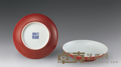 清乾隆 霁红釉盘（二件） 直径15cm