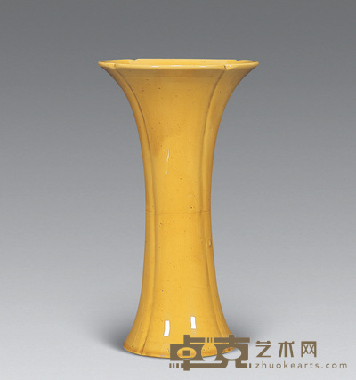 清光绪 黄釉瓜棱瓶 10.5×19cm