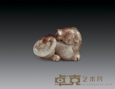 宋或元 玉回首兽 长4.8cm；高3.1cm