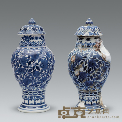 清康熙 青花折枝花卉莲蓬式盖罐(一对) 高23cm