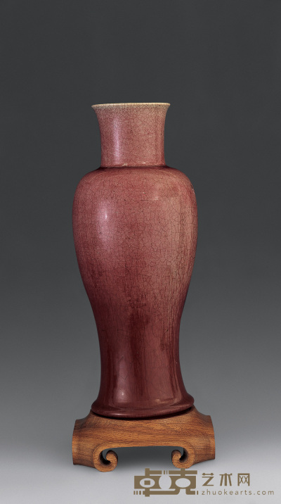 清 红釉观音瓶 高44cm
