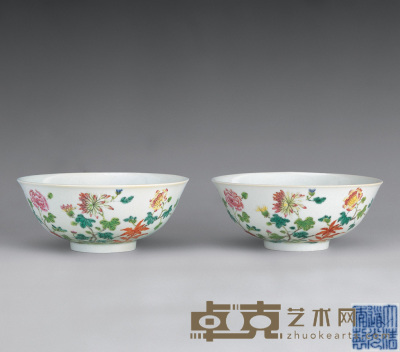 清道光 粉彩花卉纹碗(一对) 口径15cm