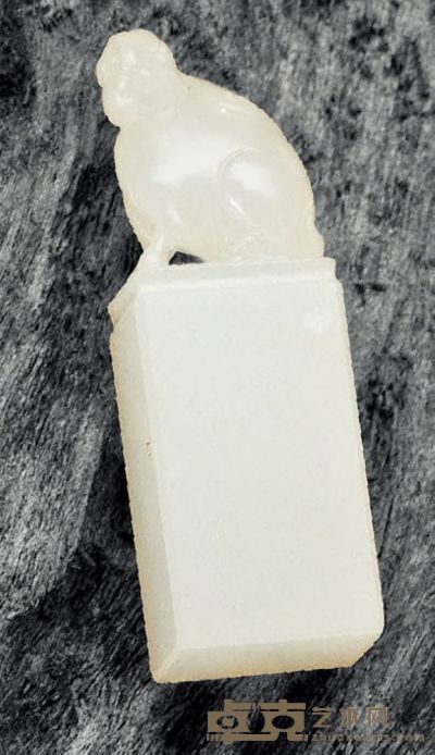 锺建林 白玉兔钮印 40×13×9 mm