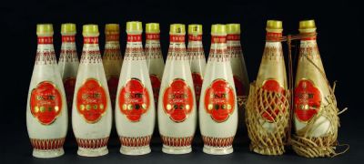 1990～1993年汾酒（白瓷瓶）
