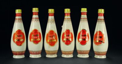 1987-1989年汾酒（白瓷瓶）