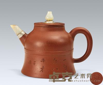 清道光 潘鲁泉镶玉钟型壶 高12cm