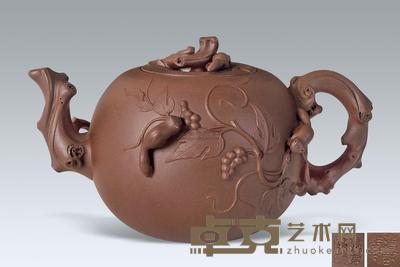 蒋艺华 松鼠葡萄壶 高10cm