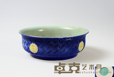 清 蓝釉团寿碗大清乾隆年制款 径13.4厘米
