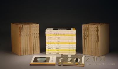1961－1969年 原函精装《故宫藏瓷》三十三册全 