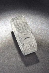 生产年代约20世纪80年代－90年代 伯爵（PIAGET）女款方形钻石白金腕表