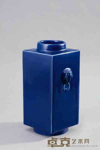 清乾隆 祭蓝铀象耳方瓶 高24.5cm；宽17.5cm；厚13.5cm；直径21cm
